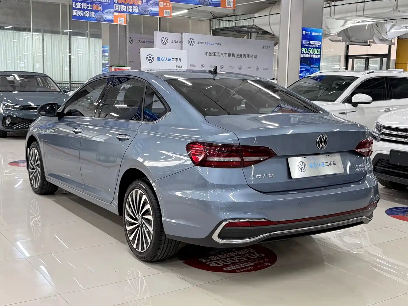 Volkswagen Lavida 2023 Model 280TSI DSG Eternal Edition фото 4