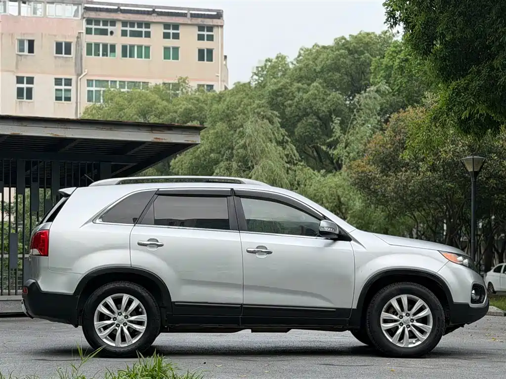 Kia Sorento 2012 2.2T Diesel Luxury Edition фото 7