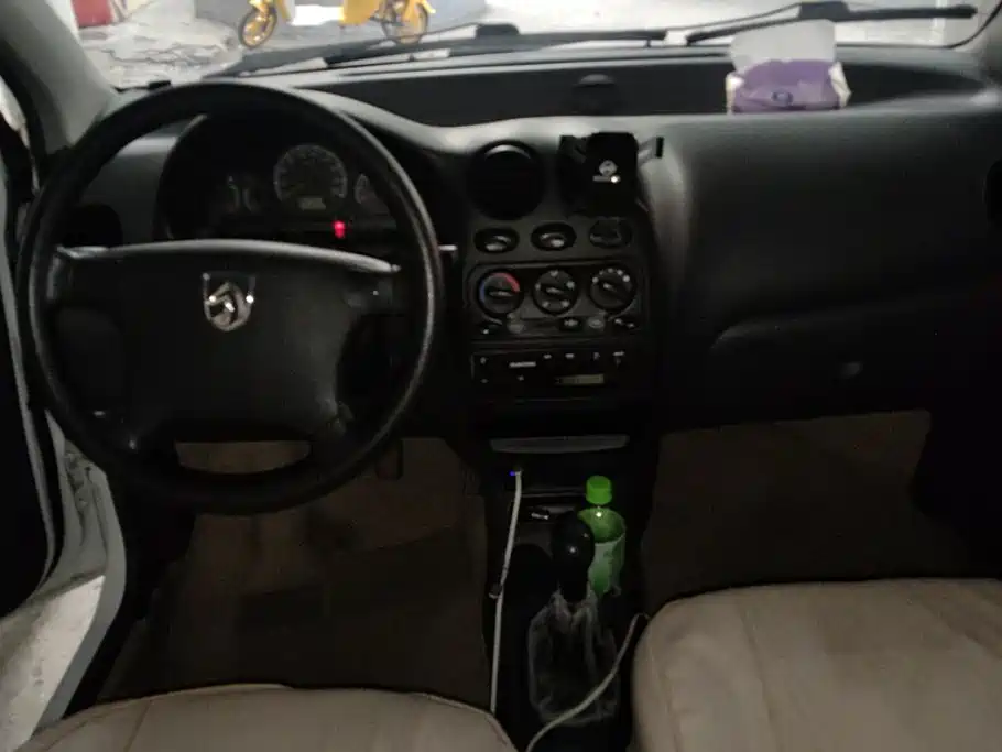 Baojun Lechi 2013 2012 Facelift 1.0L Manual P-TEC Comfort