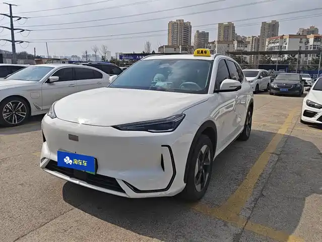 geely-galaxy galaxy-e5