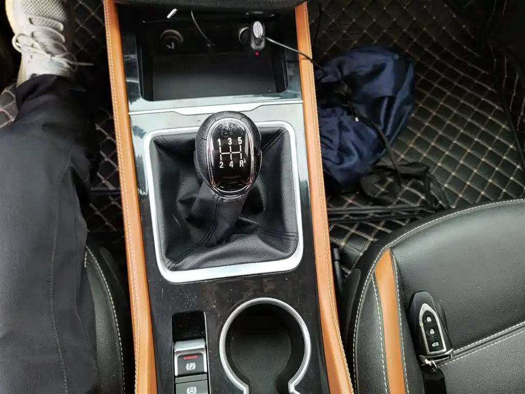 Zotye T300 2018 2017 1.5L Manual Premium