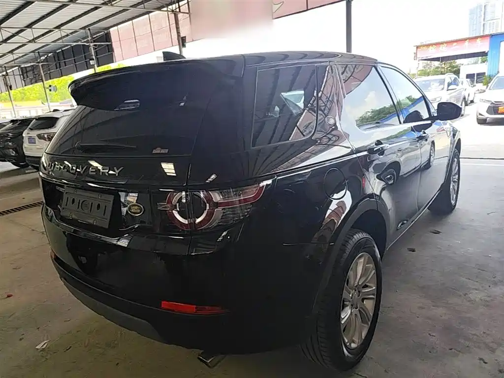 Land Rover Discovery Sport 2019 240PS SE Edition China VI фото 7