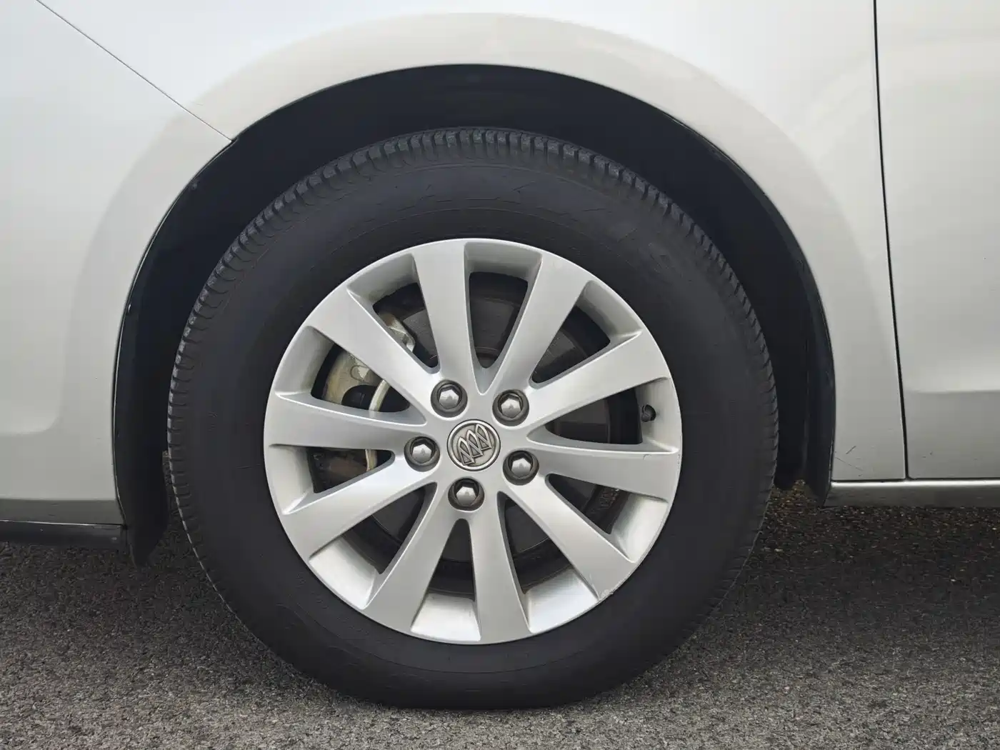 Buick GL8 2014 2.4L CT Luxury Business Comfort фото 7
