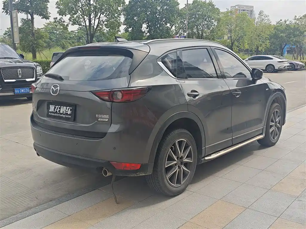 Фото 4 - Mazda CX-5