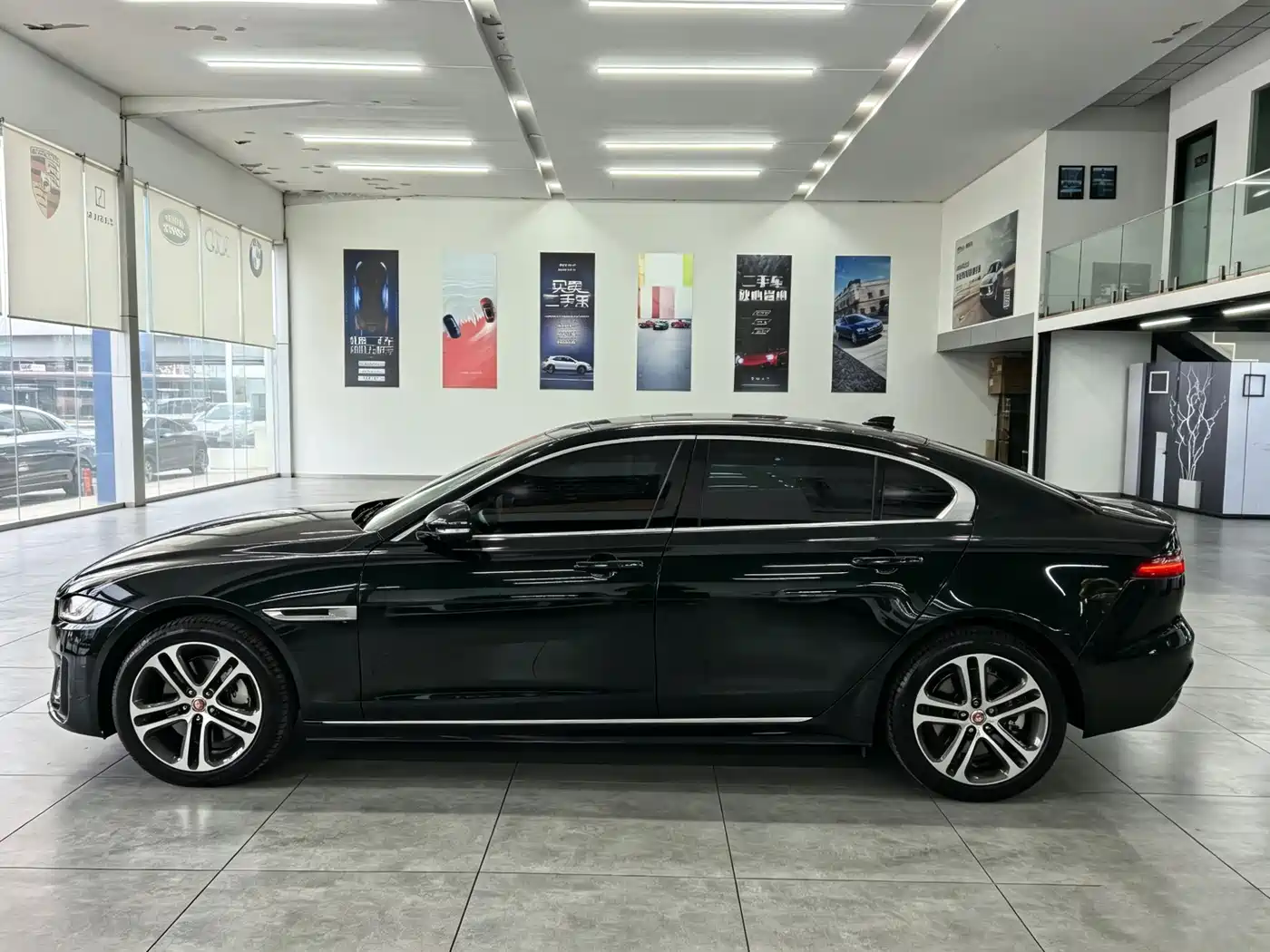Jaguar XEL 2024 2023 2.0T 250PS R-DYNAMIC S Progressive Sport