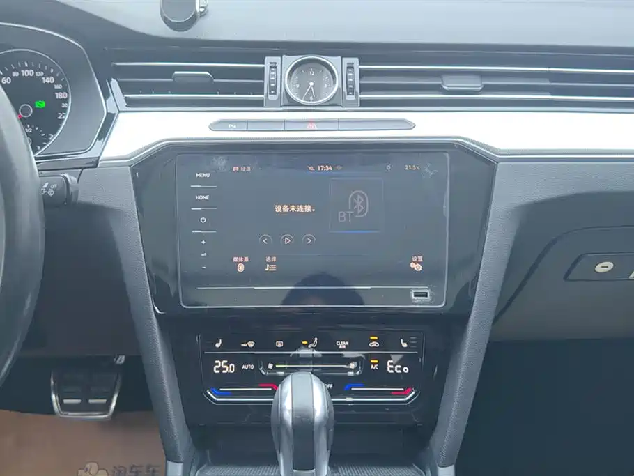 VOLKSWAGEN MAGOTAN GTE PLUG IN HYBRID