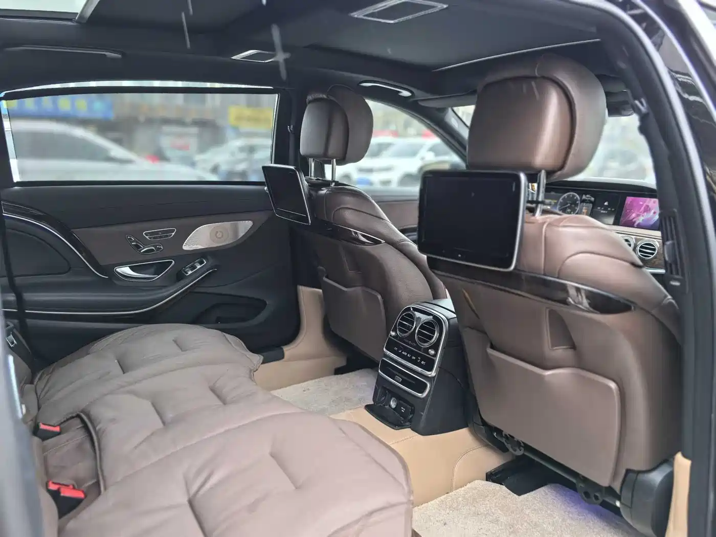Mercedes-Benz Maybach S-Class 2015 S 400 4MATIC фото 6