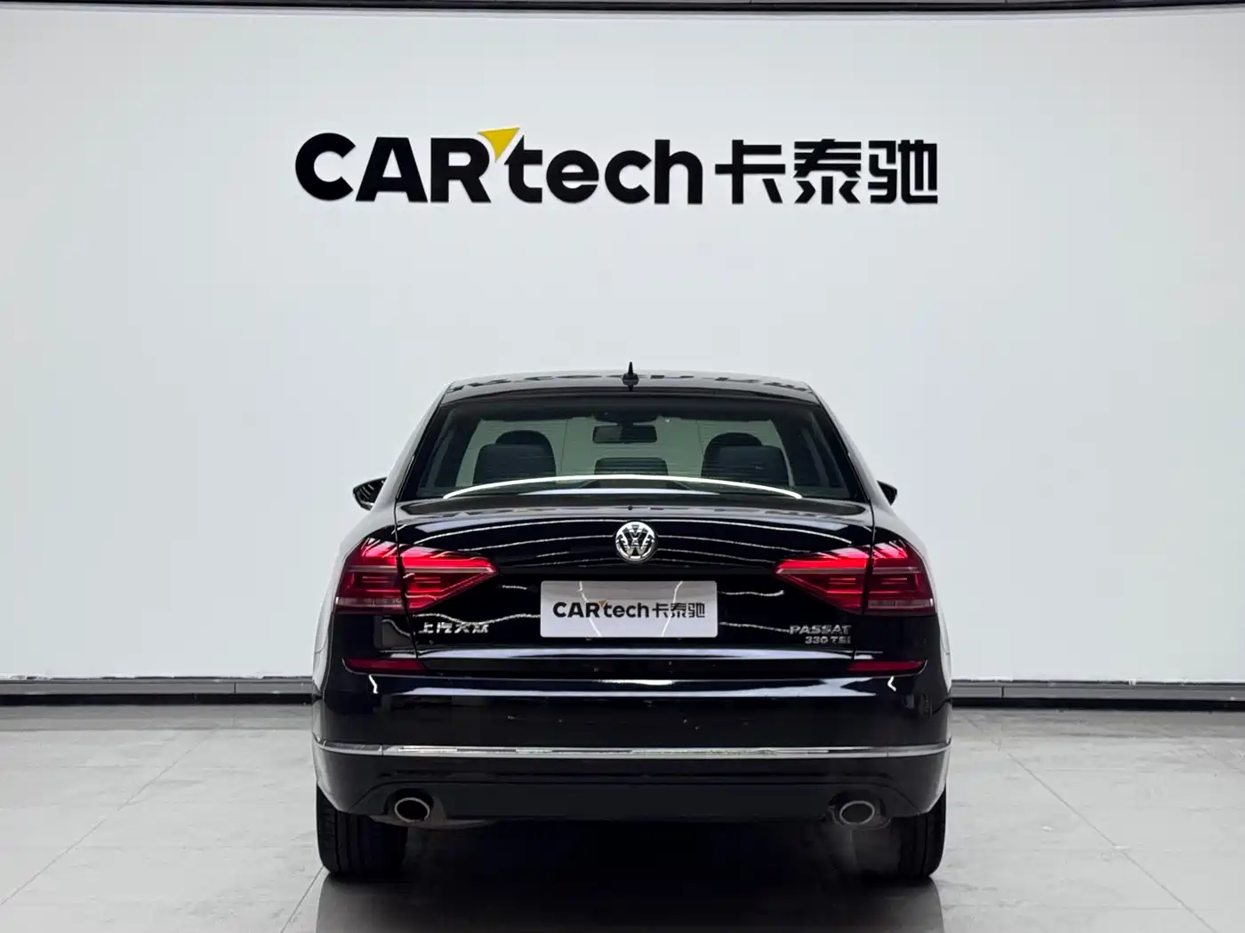 Volkswagen Passat 2017 330TSI DSG Prestige фото 6