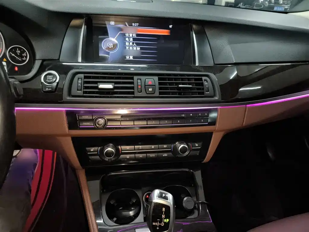 BMW 5 Series 2017 525Li Leading Edition фото 9