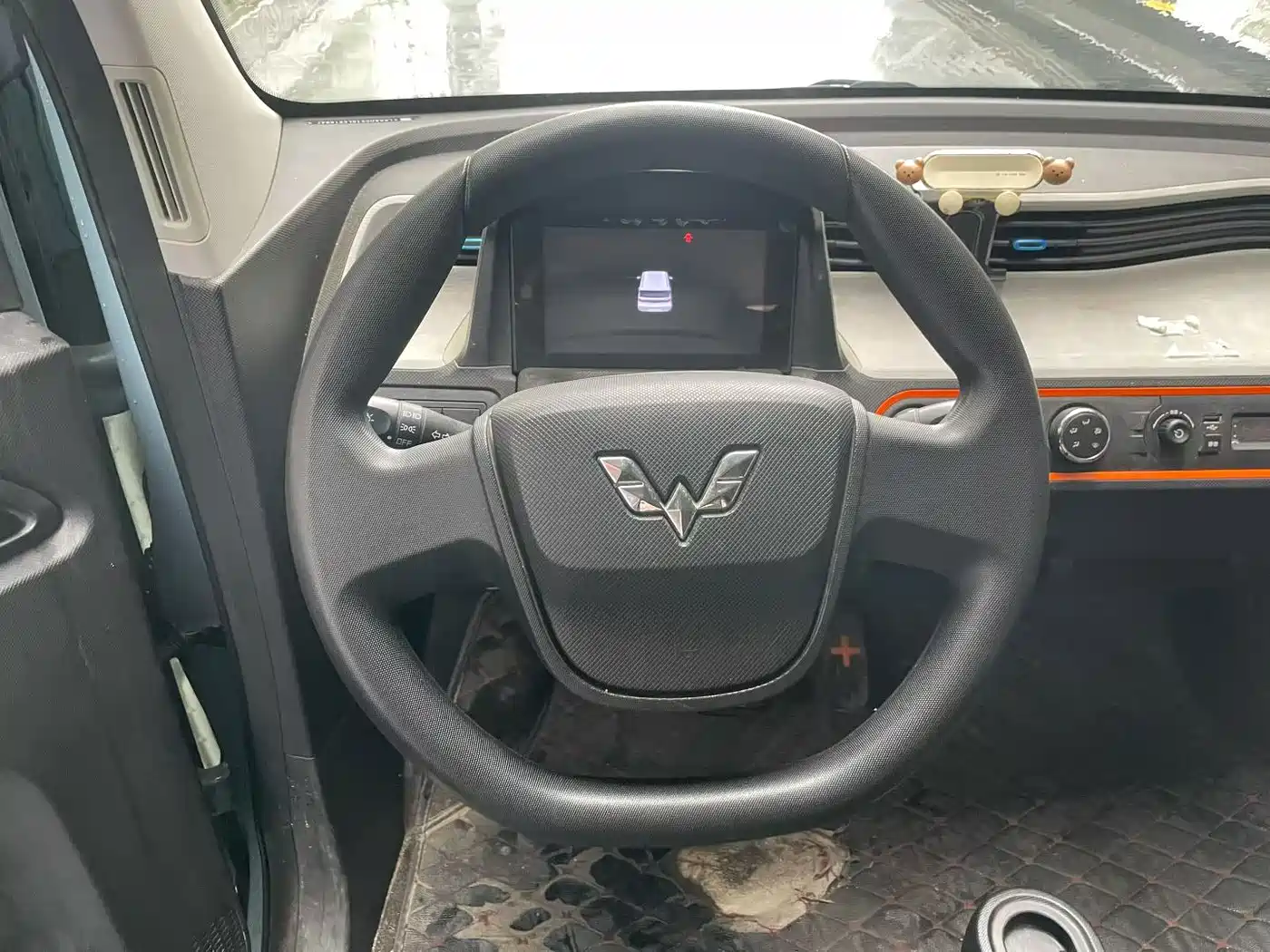 Photo 6 - Wuling Motors Hongguang MINIEV