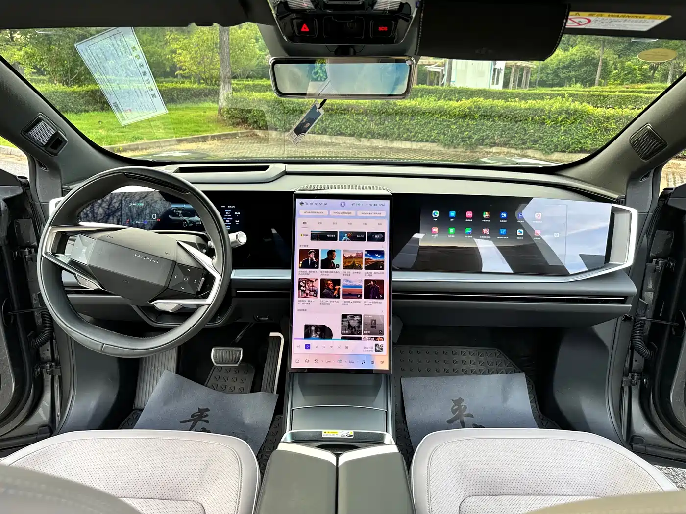 HiPhi Y 2023 2023 560km Elite Edition
