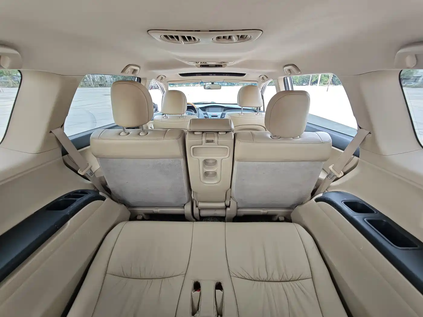 Photo 15 - Honda Odyssey