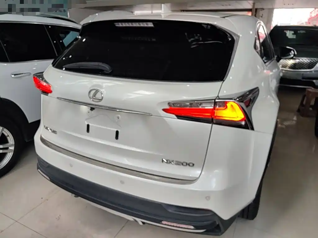 Photo 6 - Lexus NX