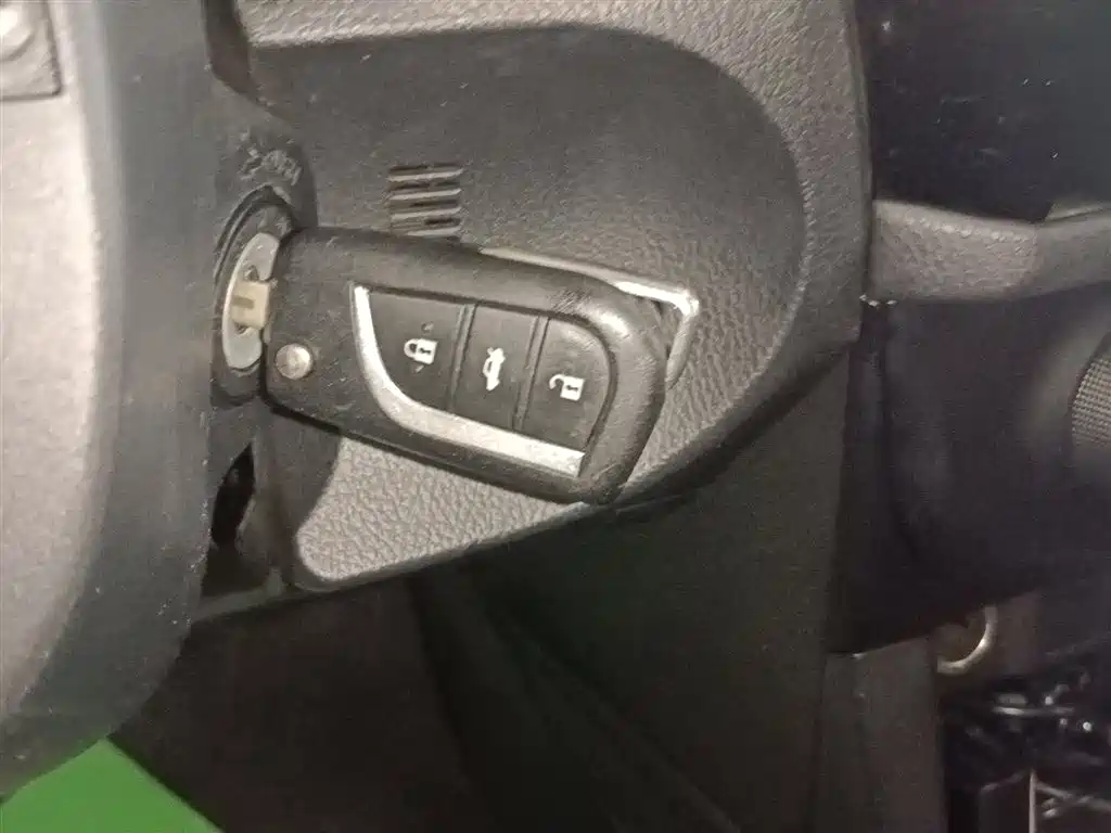 Toyota Levin 2014 1.6G CVT Elite Edition фото 9