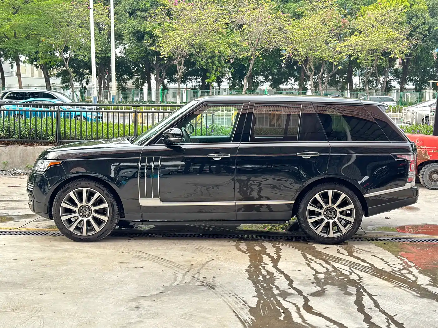 Land Rover Range Rover 2015 3.0 SC V6 Vogue фото 4