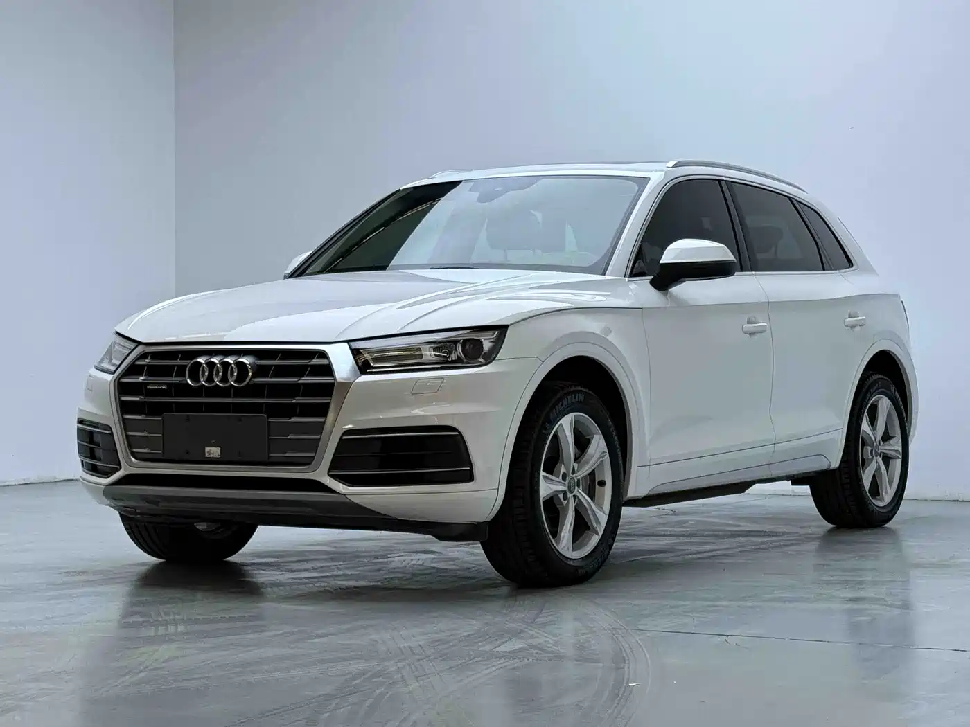 Audi Q5L 2018 40 TFSI Prestige Progressive (China V)