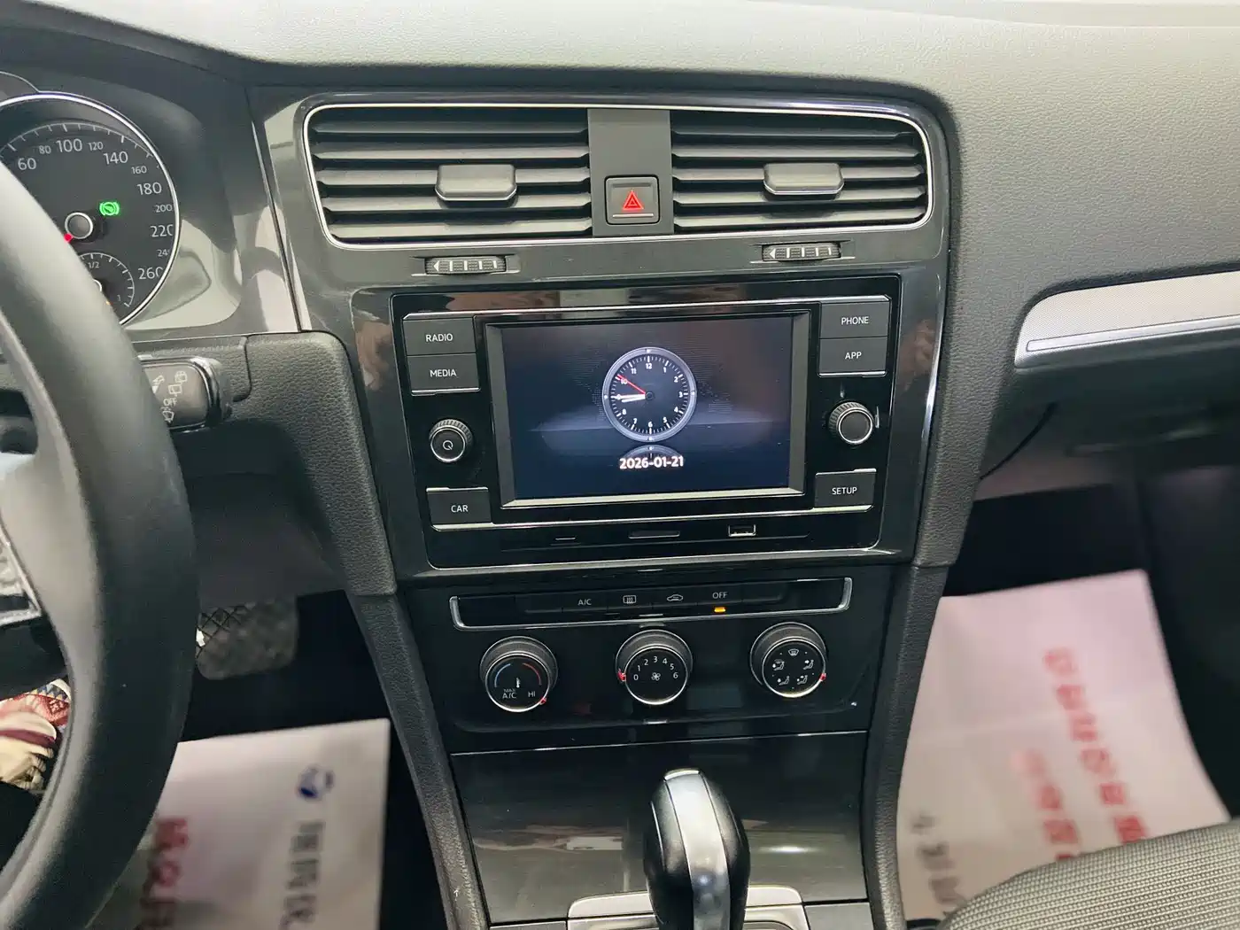 Volkswagen Golf 2019 1.6L Auto Comfort (China V) фото 12