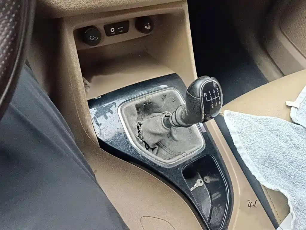 Baojun 730 2019 2017 1.5T Manual Fashion 7-Seater China V