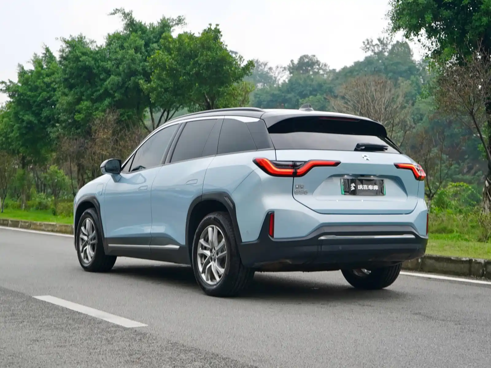 Фото 4 - NIO ES6