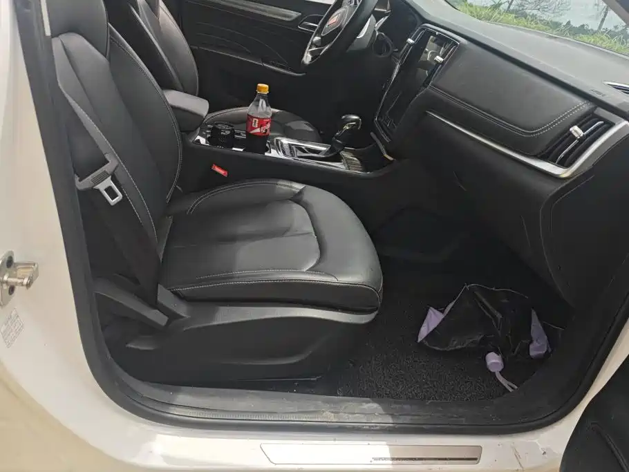 Roewe i6 2019 2020 PLUS 1.6L CVT 4G Connected Glory Flagship Edition