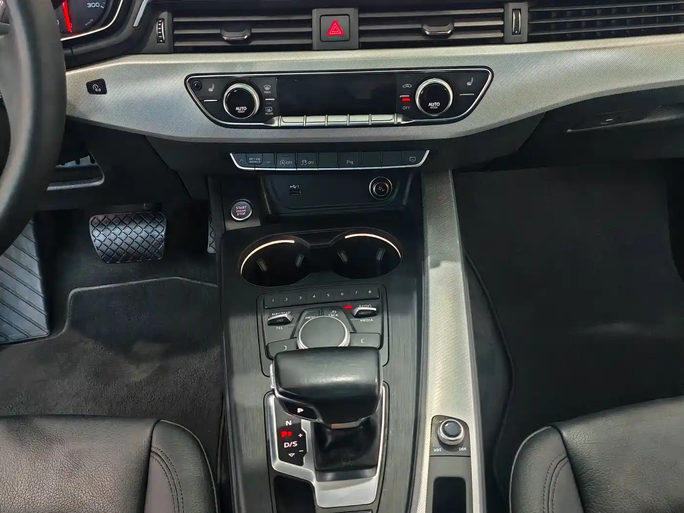 Audi A5 (Import) 2019 Sportback 40 TFSI Fashion фото 9