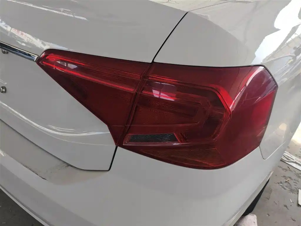 Volkswagen Jetta 2017 1.5L Automatic Fashion фото 24
