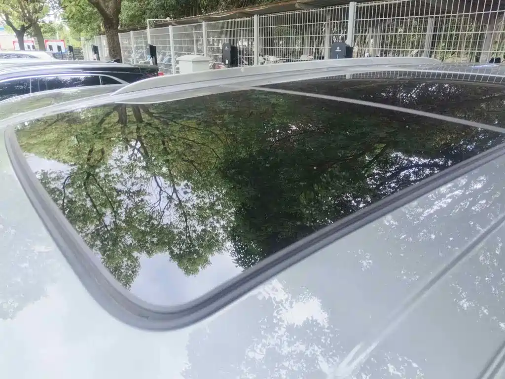 Фото 6 - Cadillac XT6