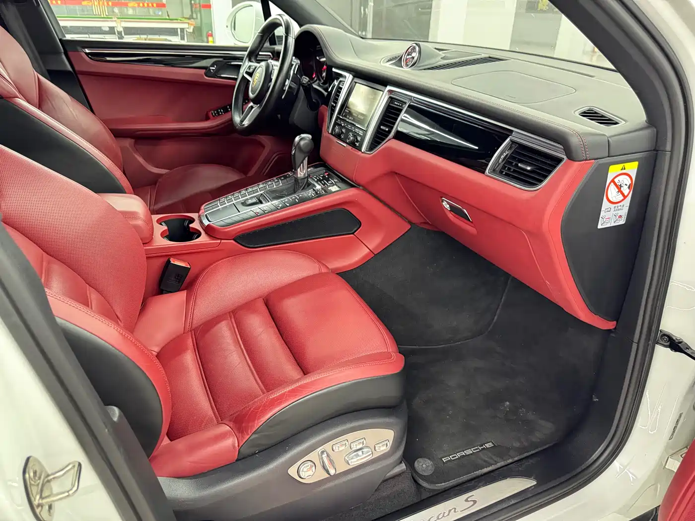 Porsche Macan 2014 Macan S 3.0T фото 16