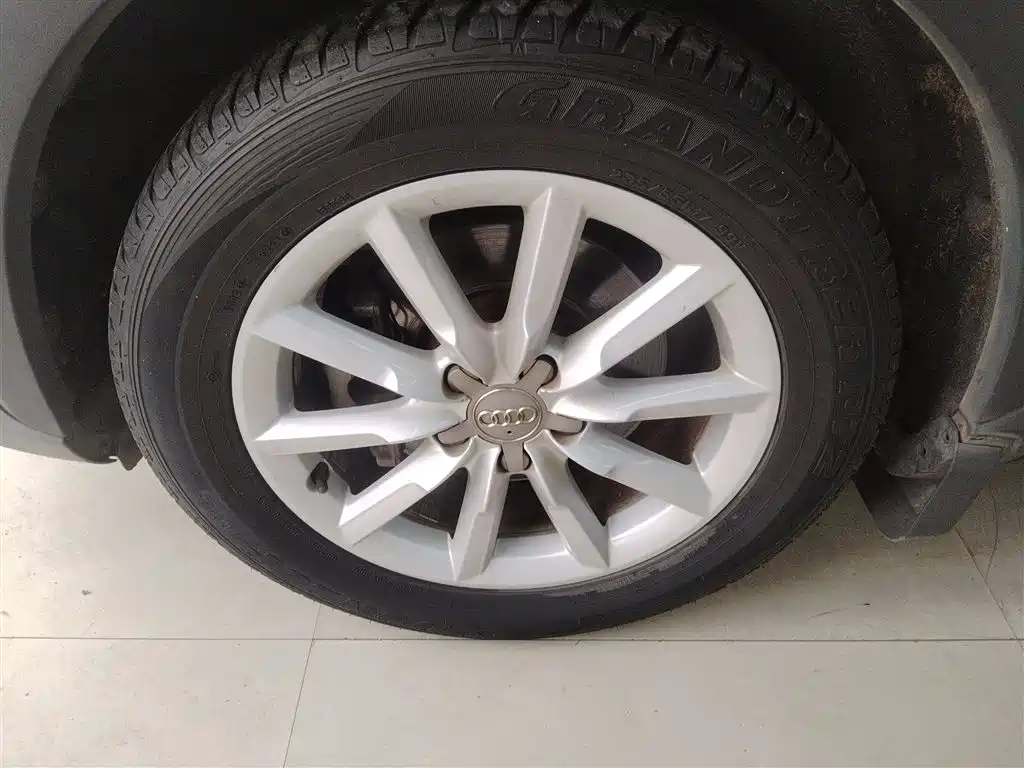 Audi Q3 2015 35 TFSI Progressive фото 25