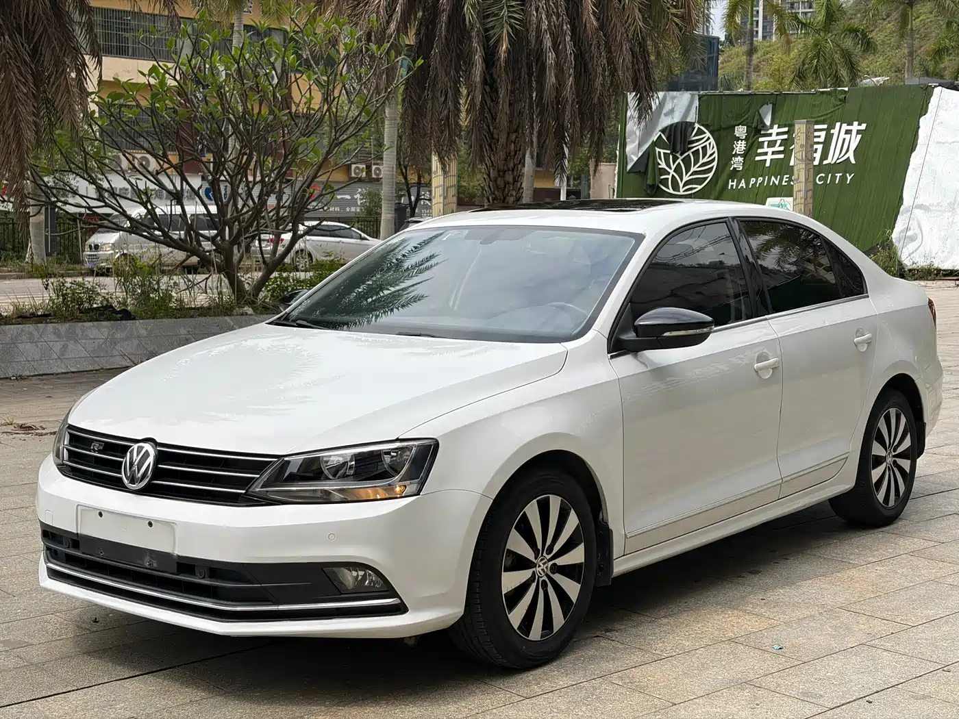 Volkswagen Sagitar 2018 180TSI DSG Premium Edition