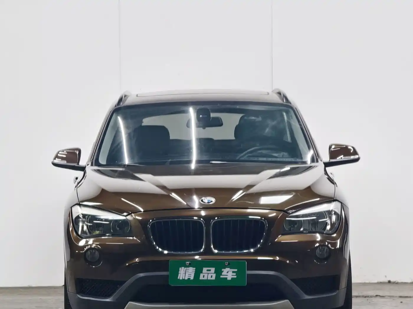 Фото 2 - BMW X1