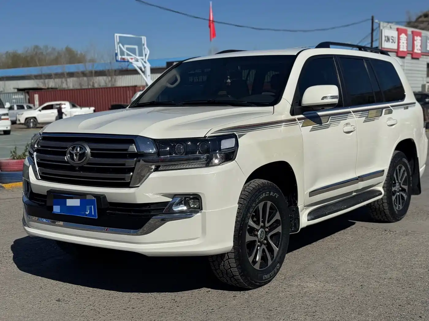 Toyota Land Cruiser (Import) 2015 4.0L V6 Middle East Low Configuration Edition