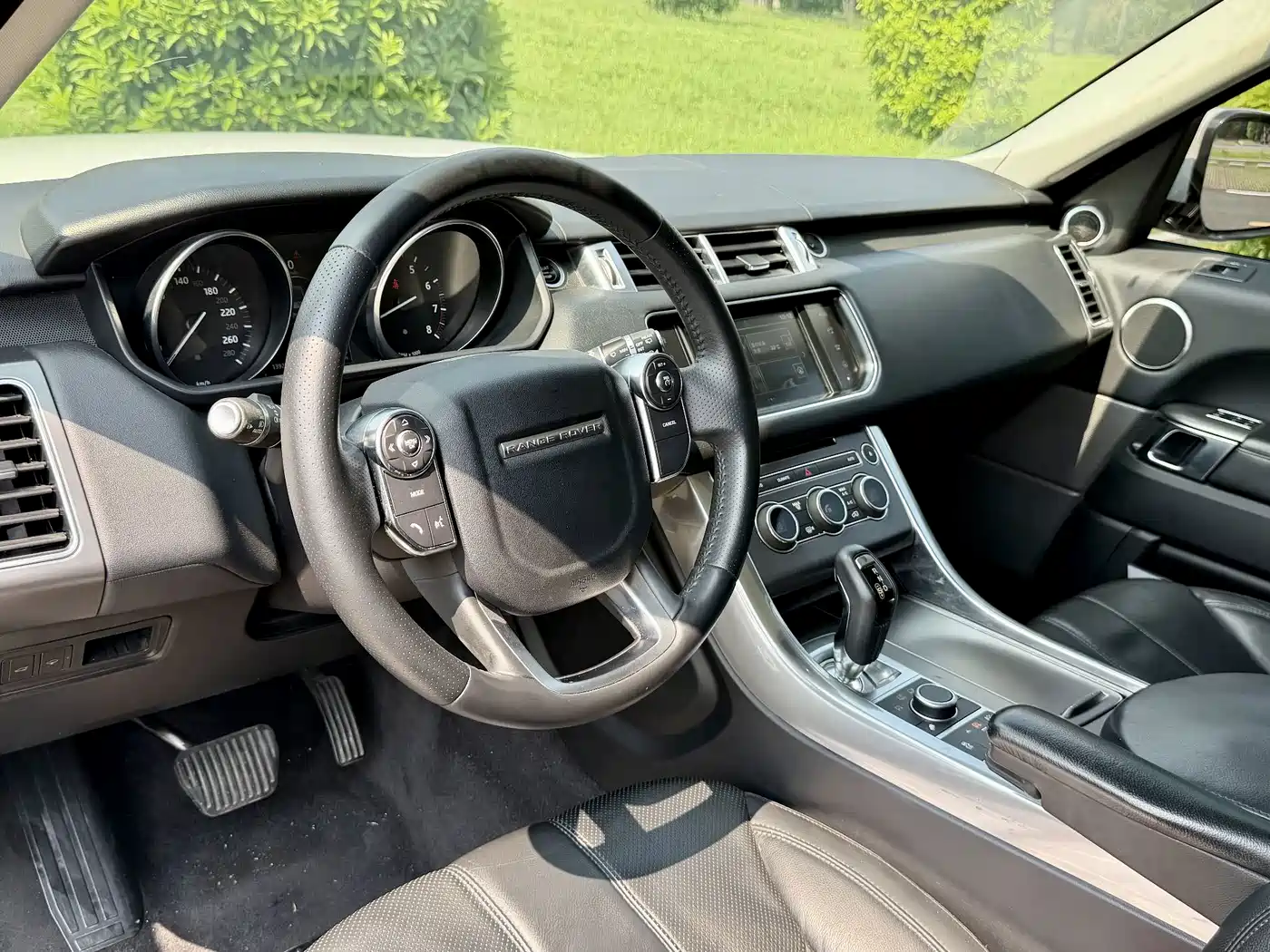 Фото 6 - Land Rover Range Rover Sport