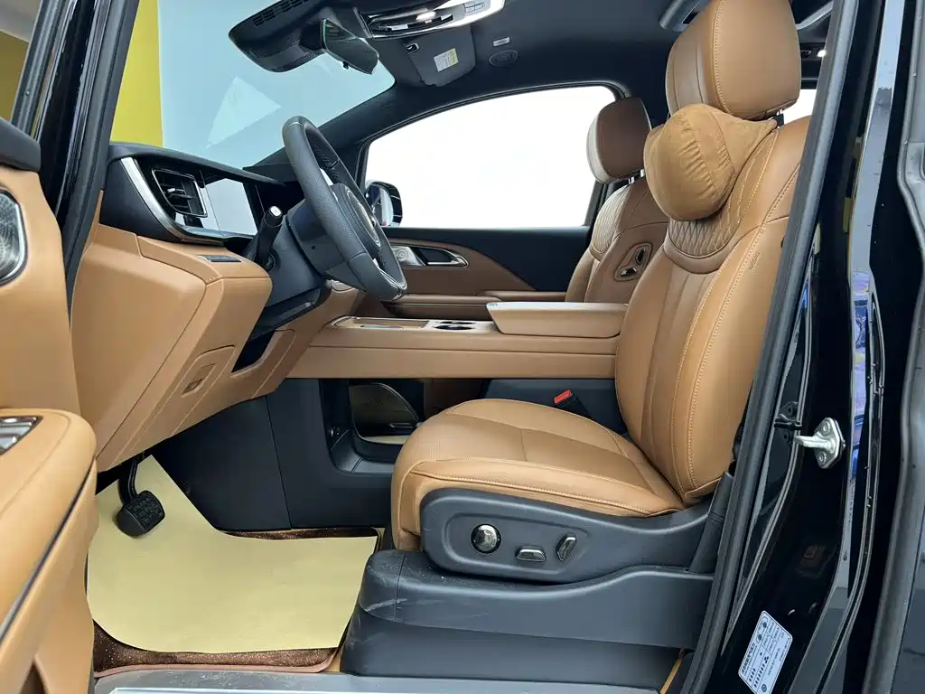Hongqi HQ9 PHEV 2026