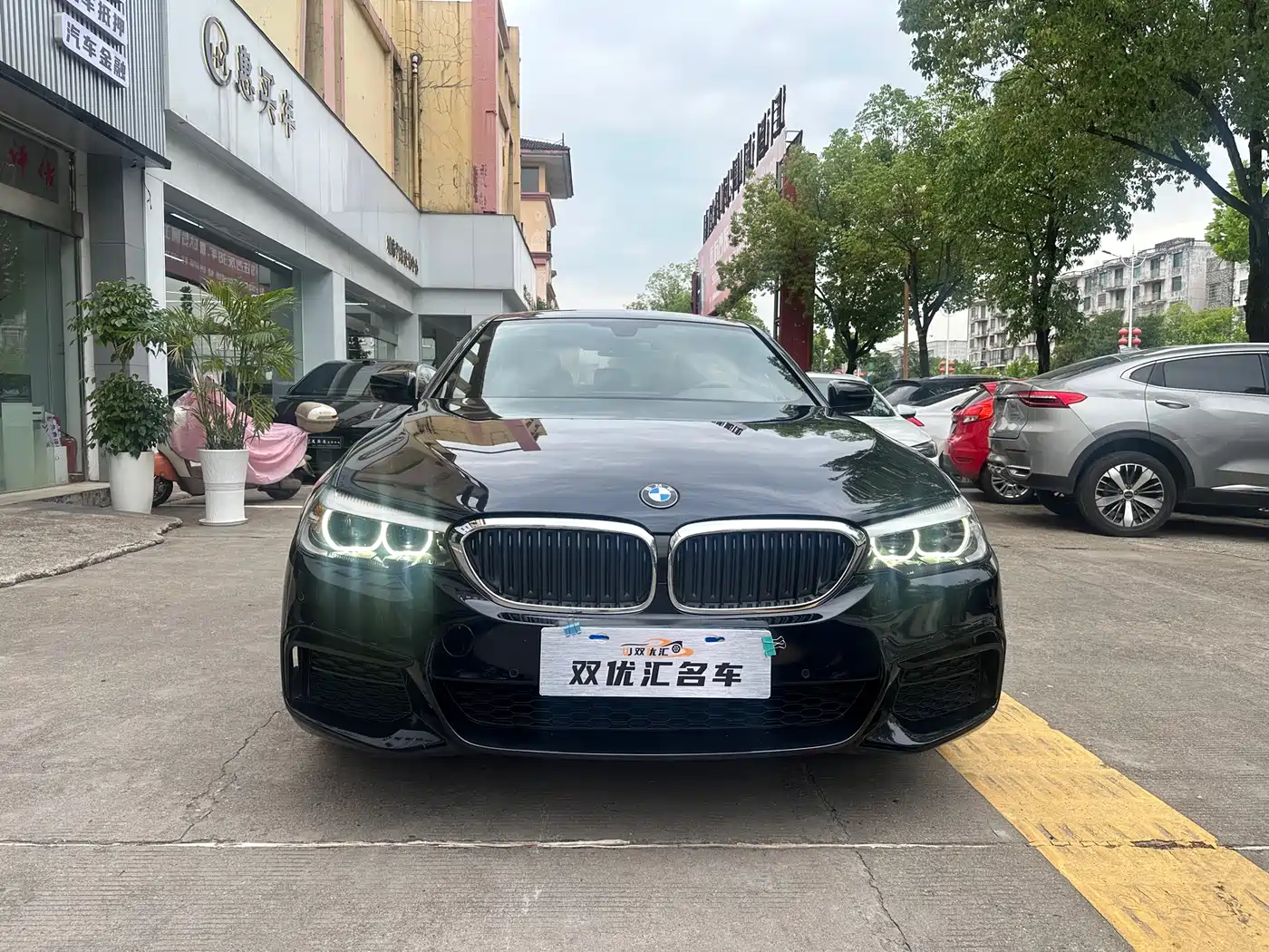 BMW 5 Series 2020 525Li M Sport Package фото 2