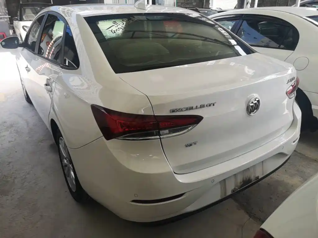 Фото 5 - Buick Excelle