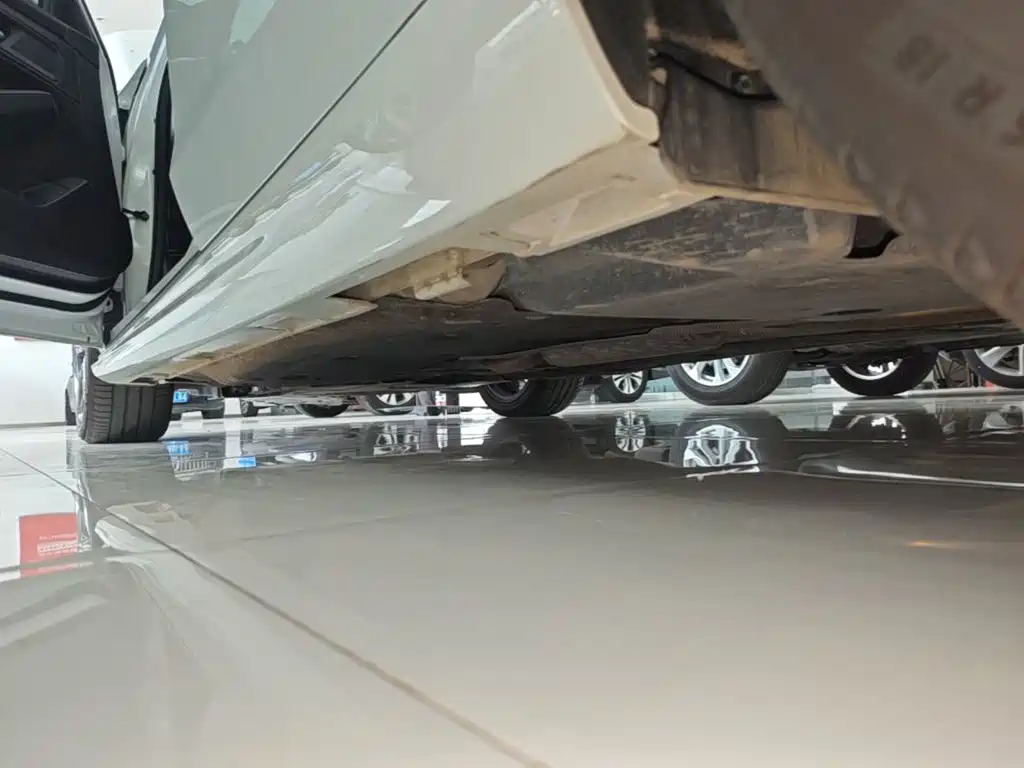 Фото 22 - Honda Inspire
