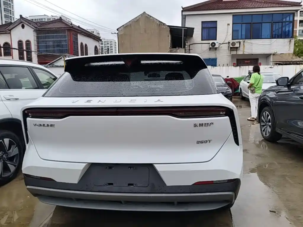 Venucia Big V 2022 2021 260T Idol Edition
