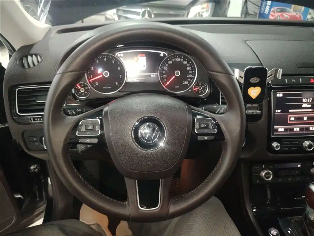 Volkswagen Touareg 2017 3.0TSI Explorer Edition фото 11