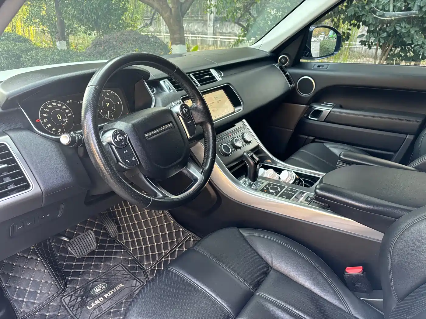 Land Rover Range Rover Sport 2017 3.0 SC V6 SE фото 5