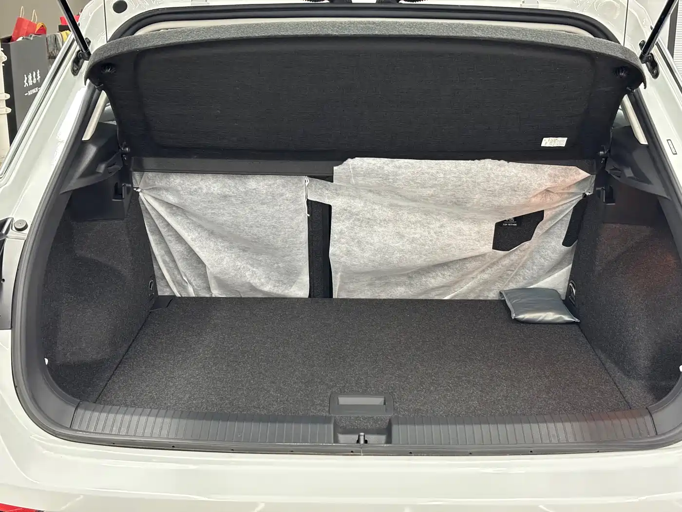 Volkswagen T-ROC 2021 Facelift 280TSI DSG 2WD Elite Smart Connect Edition фото 11