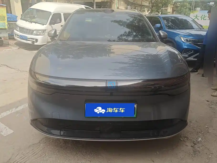 ZEEKR 7X 2025 2025 Model 75kWh RWD Smart Driving Edition