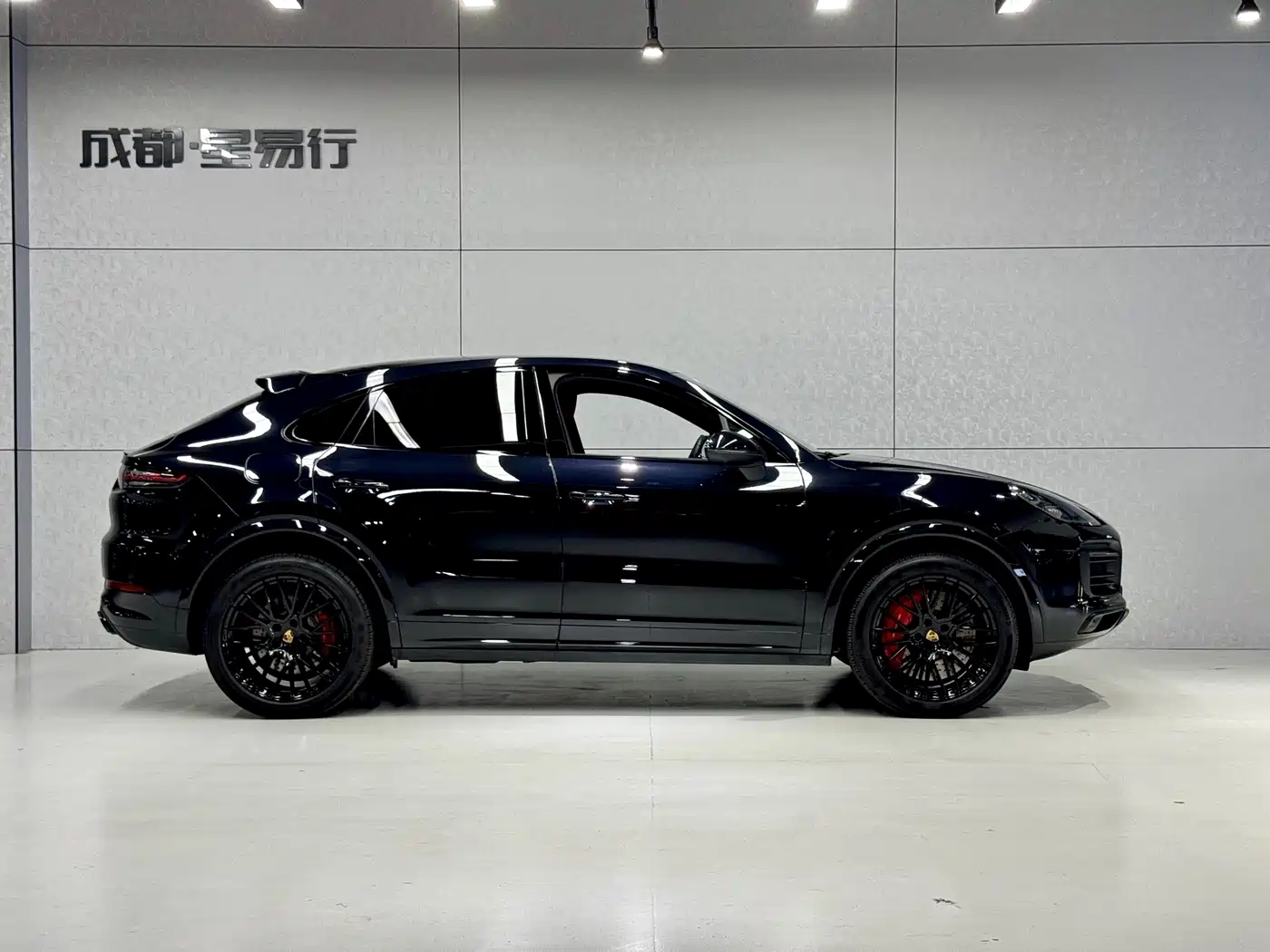 Фото 7 - Porsche Cayenne