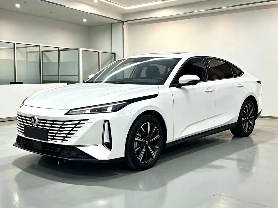 Changan Eado 2025 2025 Blue Whale 1.5T 500Bar Premium