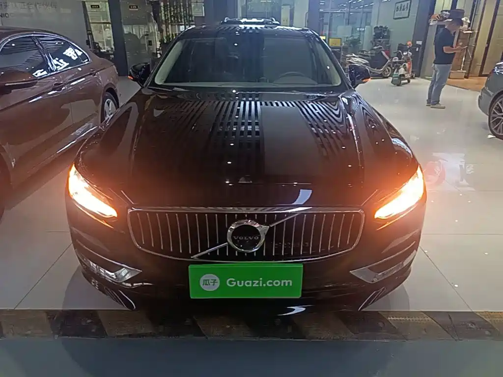 Volvo S90 2017 2018 T5 R-Design Edition