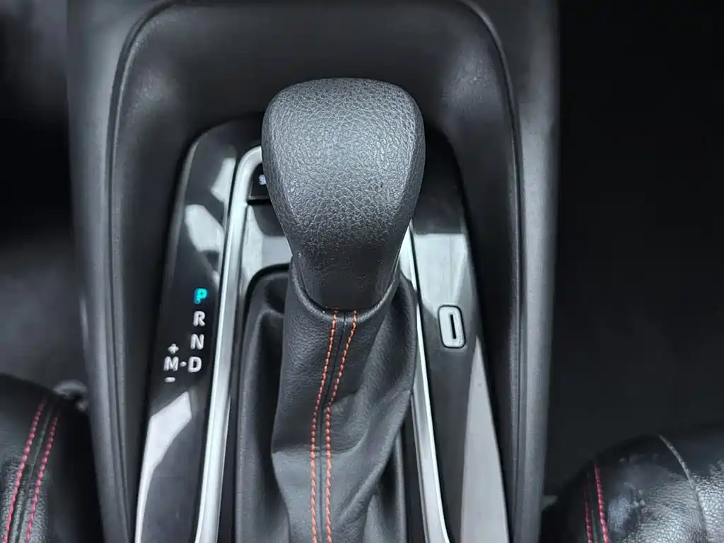 Toyota Corolla 2021 1.2T S-CVT Elite PLUS Edition фото 17