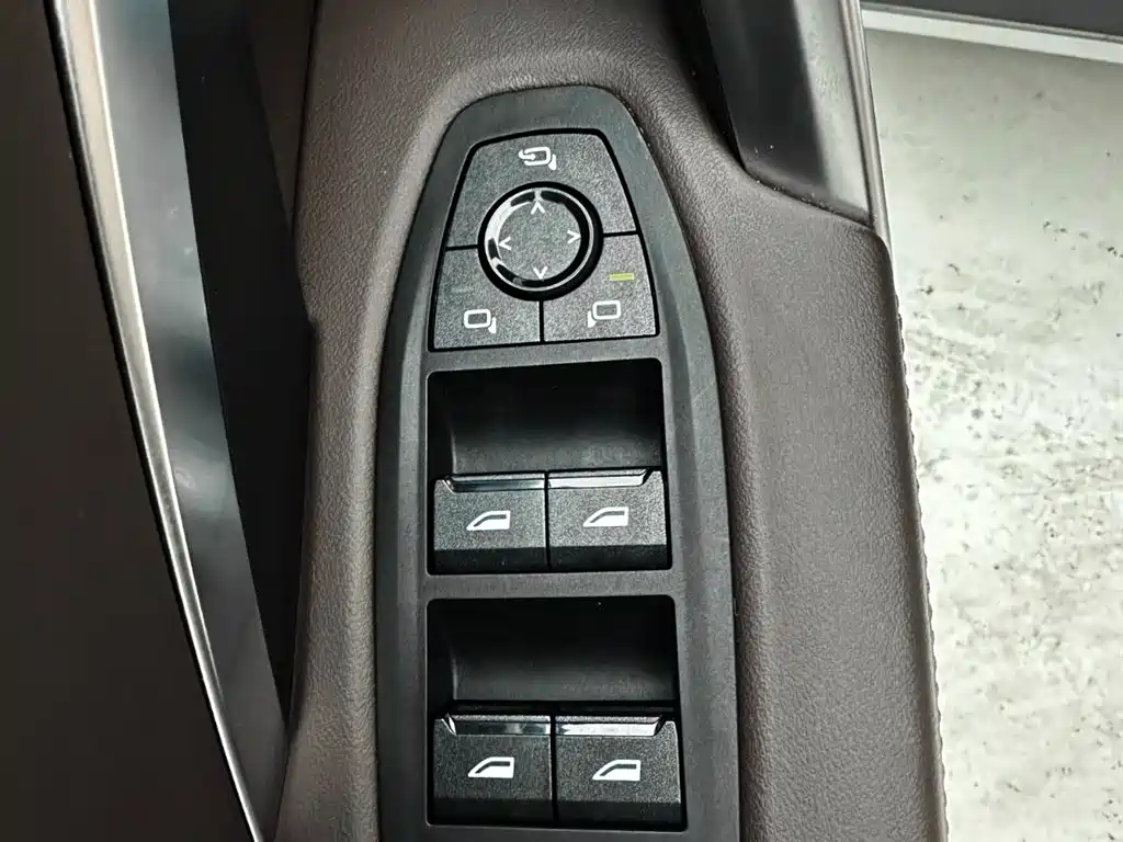 BMW X1 2023 sDrive20Li X Design Package фото 13