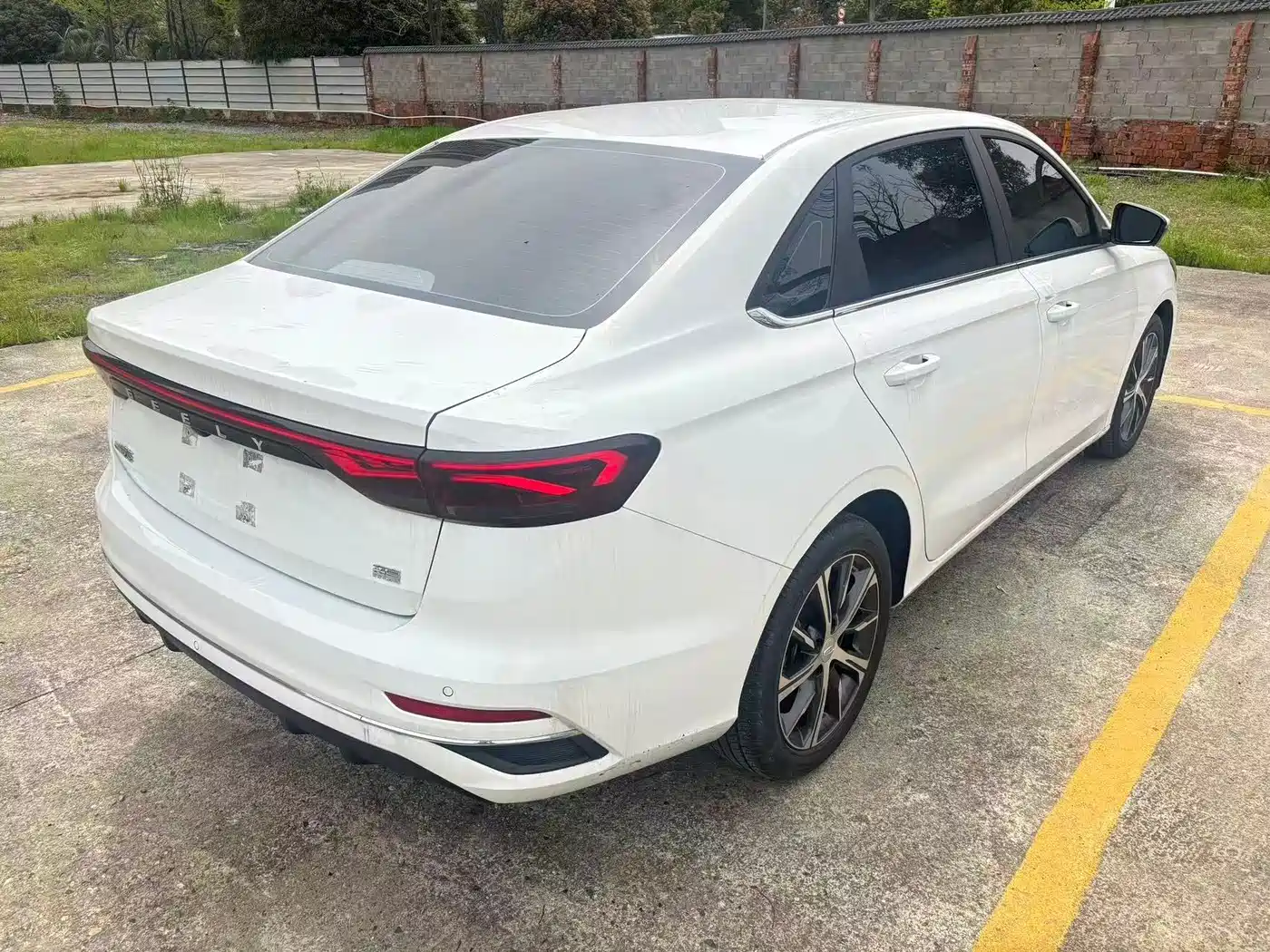 GEELY AUTOMOBILE EMGRAND