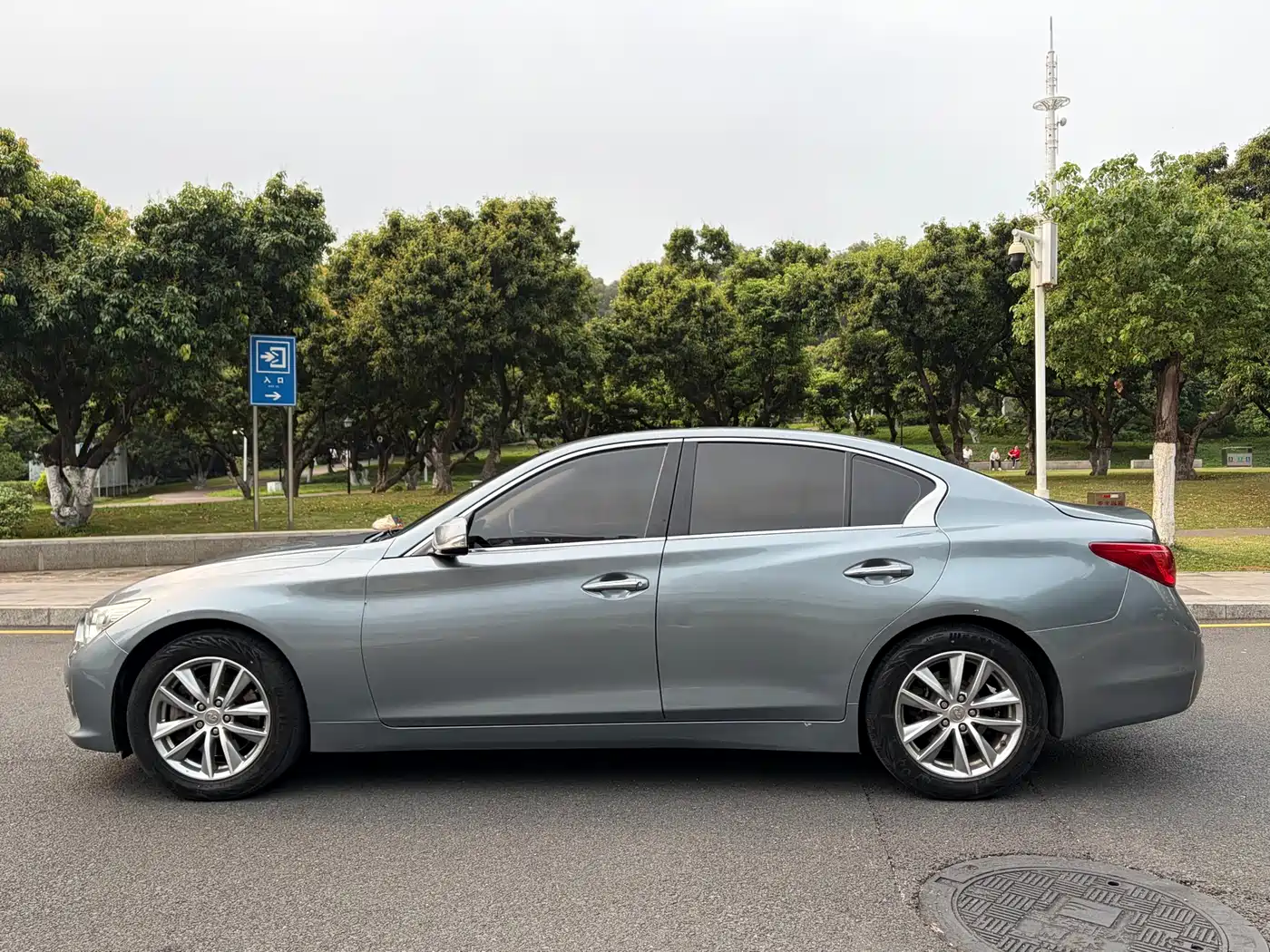 Infiniti Q50 2016 2014 2.0T Comfort Edition