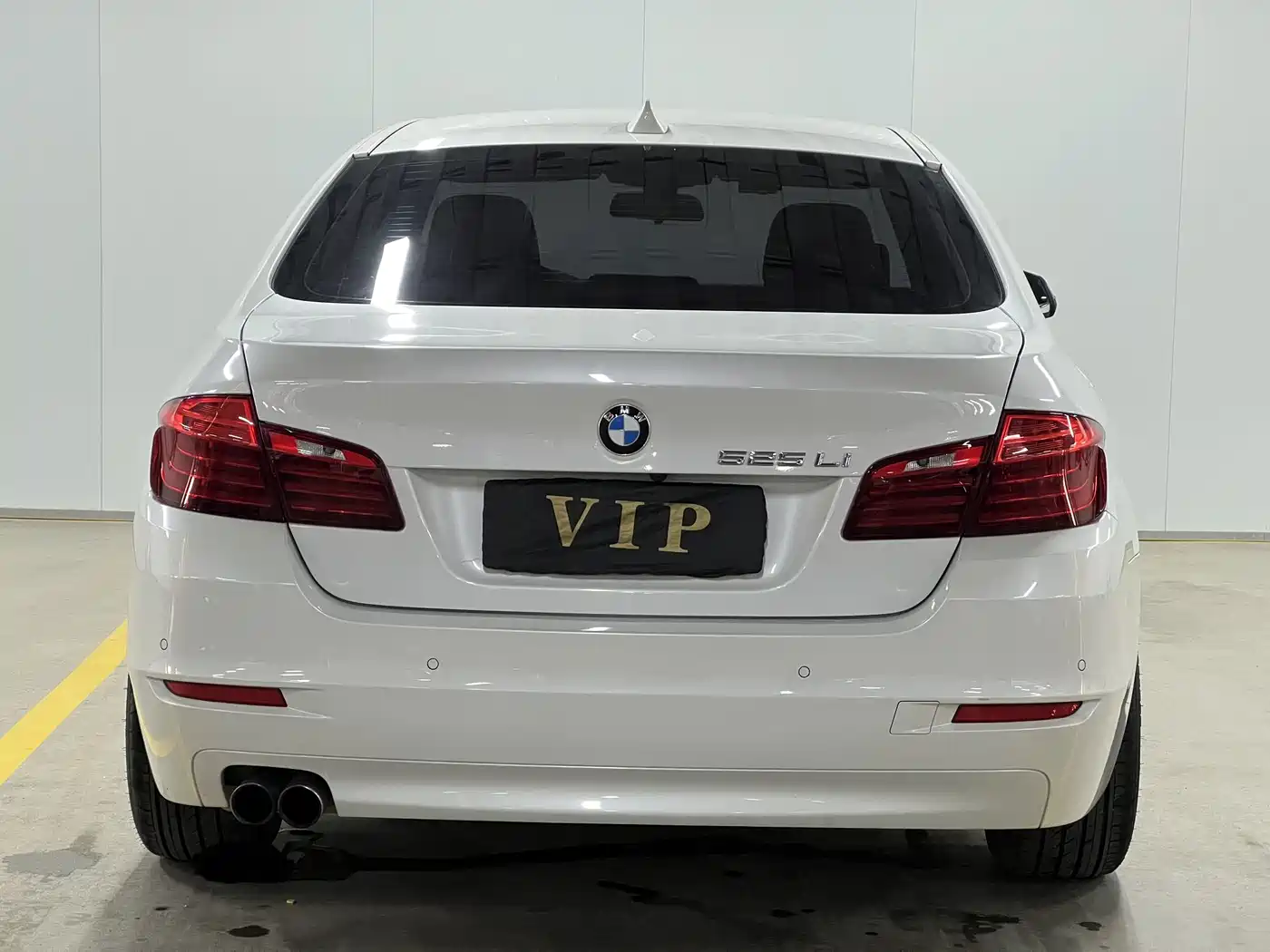 BMW 5 Series 2017 520Li Classic Edition фото 5